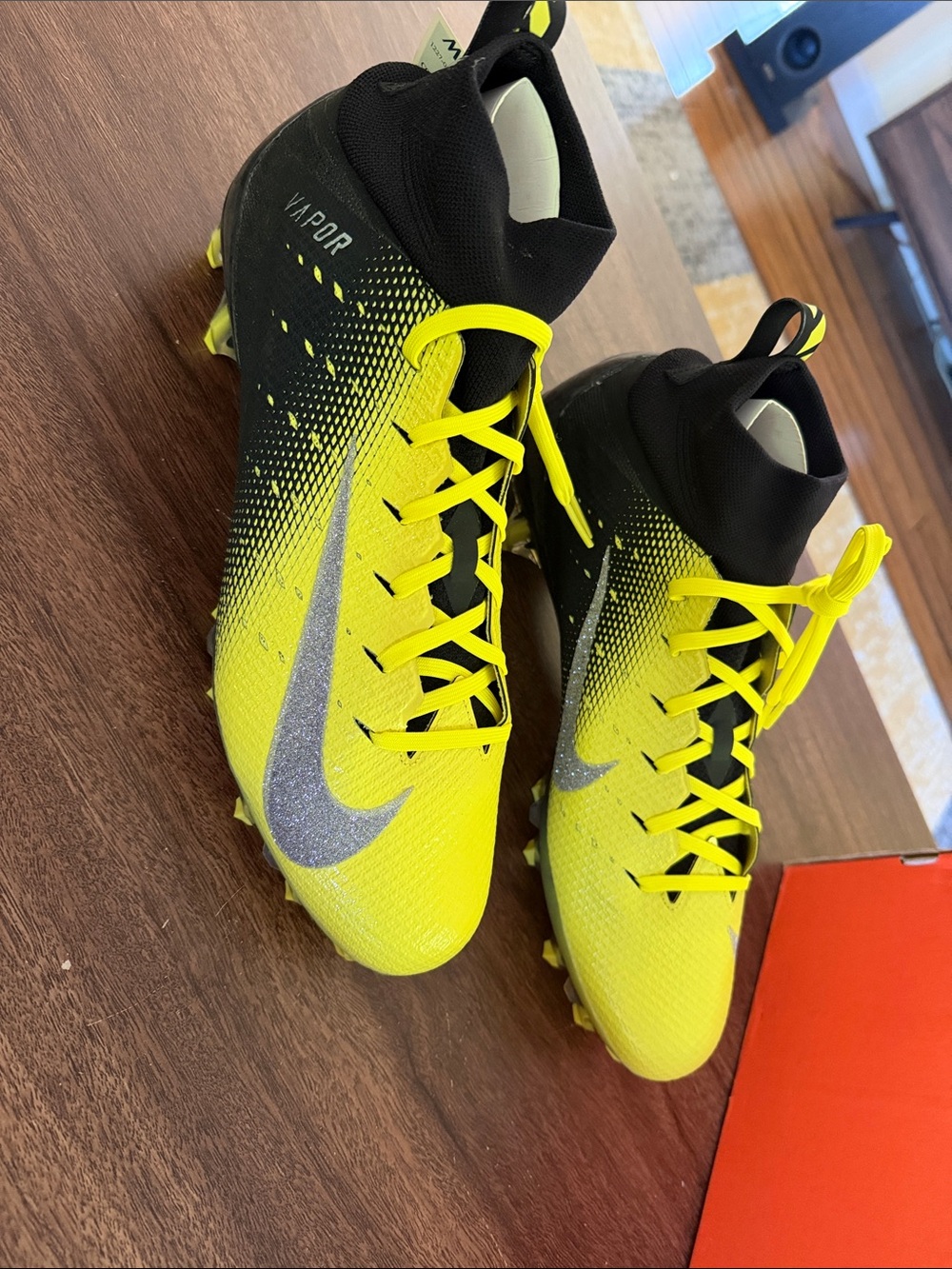 Nike mens Soccer Cleats in Yellow and Black